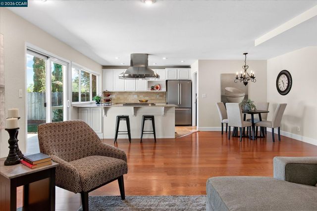 1572 Fieldcrest Dr, Pleasant Hill, CA 94523