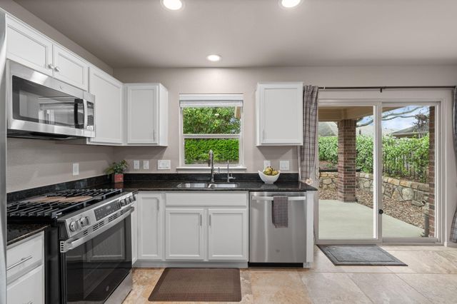 1014 Oleander Way, Richmond, TX 77469