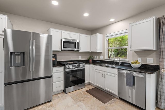 1014 Oleander Way, Richmond, TX 77469