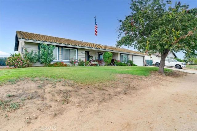 5344 Lucretia, Jurupa Valley, CA 91752