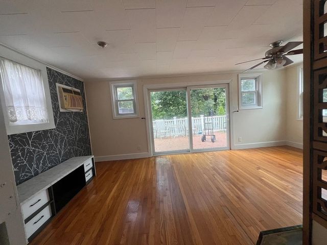 26 Riverview Cir, Wayland, MA 01778