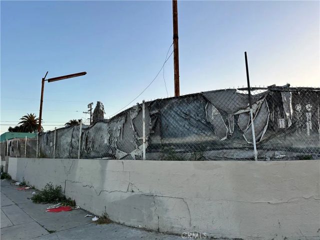 10305 S Normandie, Los Angeles, CA 90044