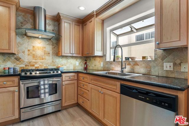 8646 W Olympic Boulevard 204, Los Angeles, CA 90035