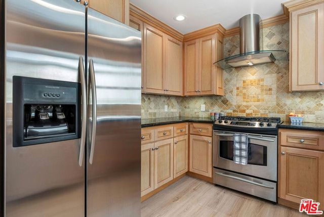 8646 W Olympic Boulevard 204, Los Angeles, CA 90035