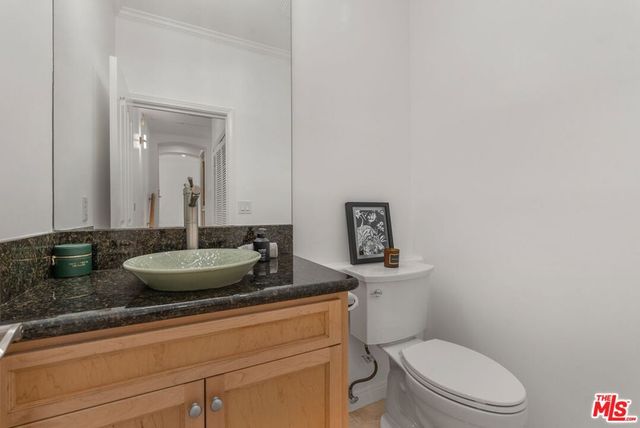 8646 W Olympic Boulevard 204, Los Angeles, CA 90035