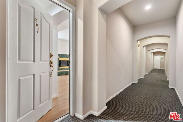 8646 W Olympic Boulevard 204, Los Angeles, CA 90035