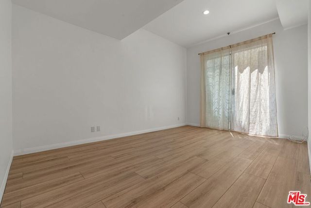 8646 W Olympic Boulevard 204, Los Angeles, CA 90035