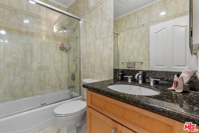 8646 W Olympic Boulevard 204, Los Angeles, CA 90035