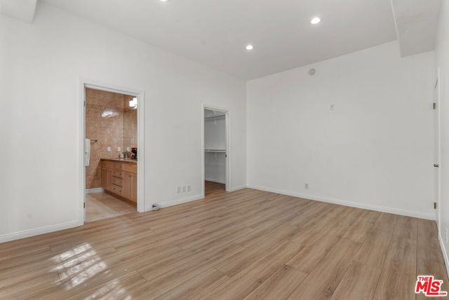8646 W Olympic Boulevard 204, Los Angeles, CA 90035