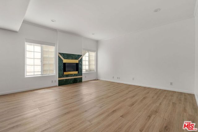 8646 W Olympic Boulevard 204, Los Angeles, CA 90035