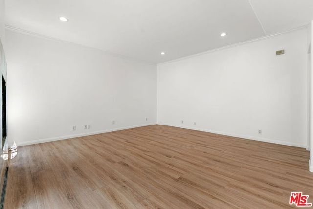 8646 W Olympic Boulevard 204, Los Angeles, CA 90035