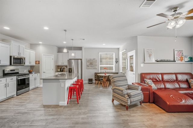 159 Tanager Drive, Rhome, TX 76078