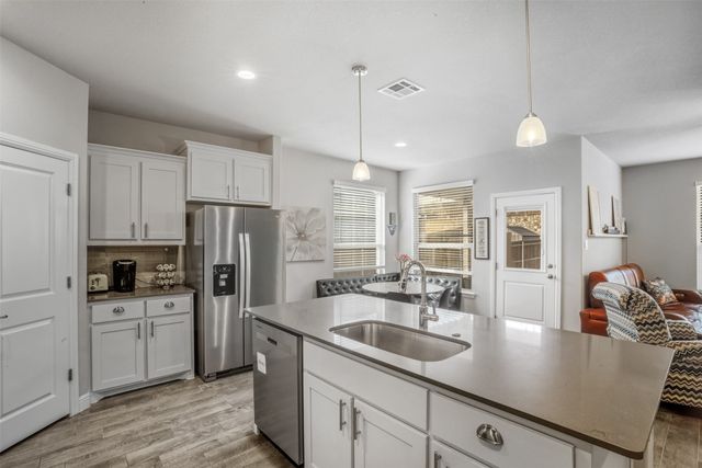 159 Tanager Drive, Rhome, TX 76078