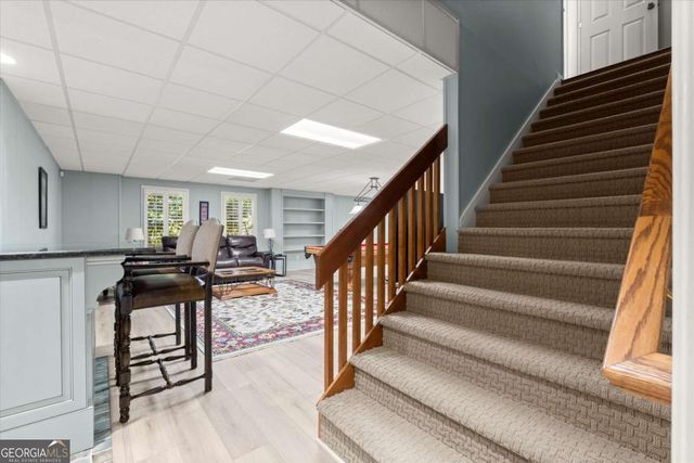 935 Ivy Falls Drive, Sandy Springs, GA 30328