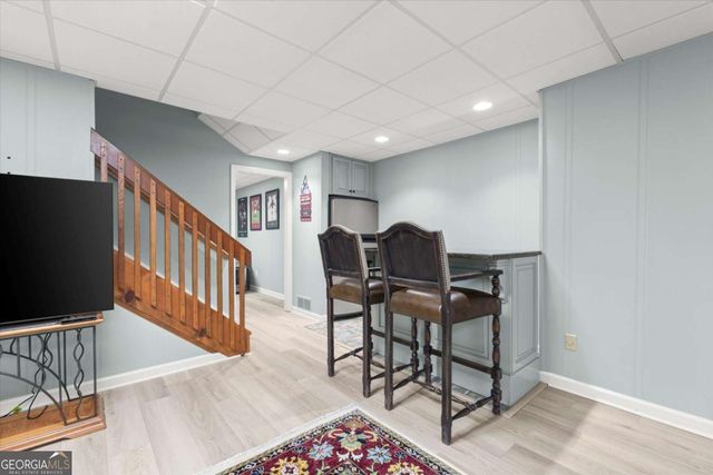 935 Ivy Falls Drive, Sandy Springs, GA 30328