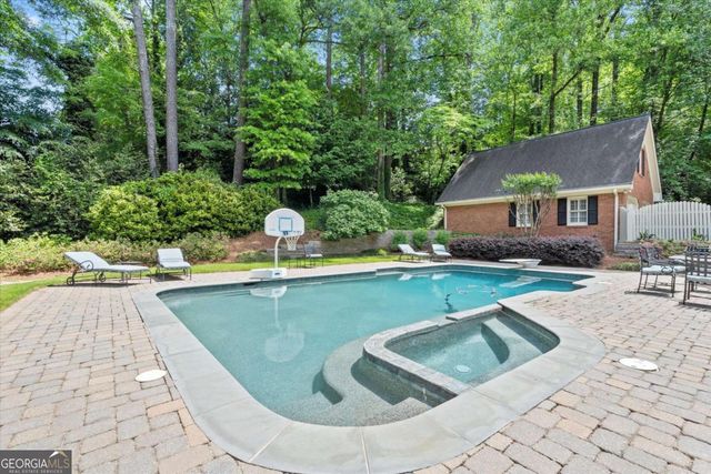 935 Ivy Falls Drive, Sandy Springs, GA 30328