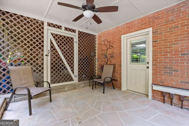 935 Ivy Falls Drive, Sandy Springs, GA 30328