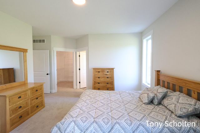 5127 Blendon Meadow Circle 25, Blendon Twp, MI 49426