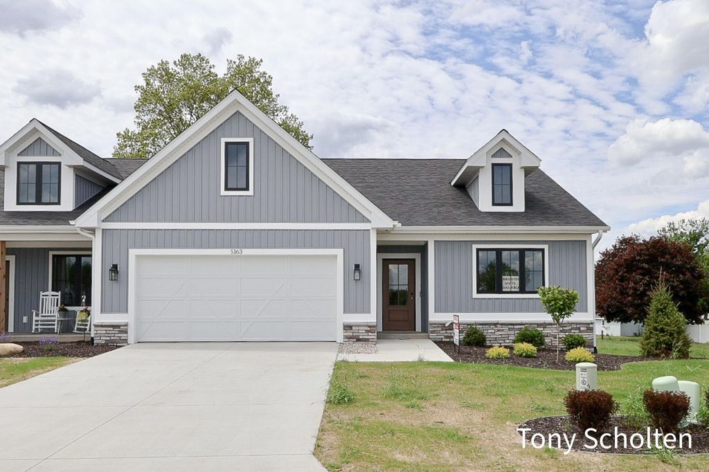 5127 Blendon Meadow Circle 25, Blendon Twp, MI 49426