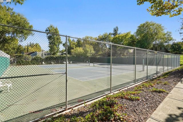 5227 Riverdale Court, Pleasanton, CA 94588