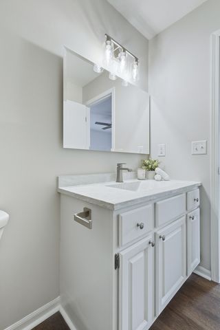 2514 E 51st Street E, Davenport, IA 52807