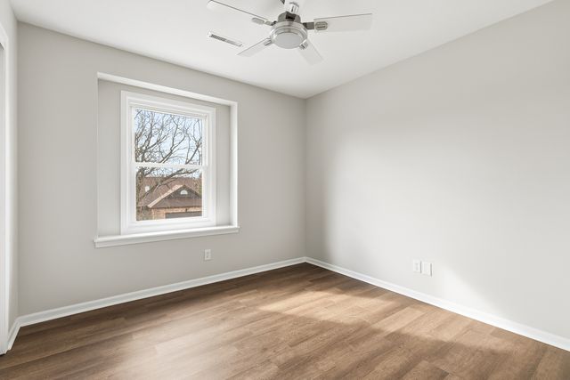 2514 E 51st Street E, Davenport, IA 52807