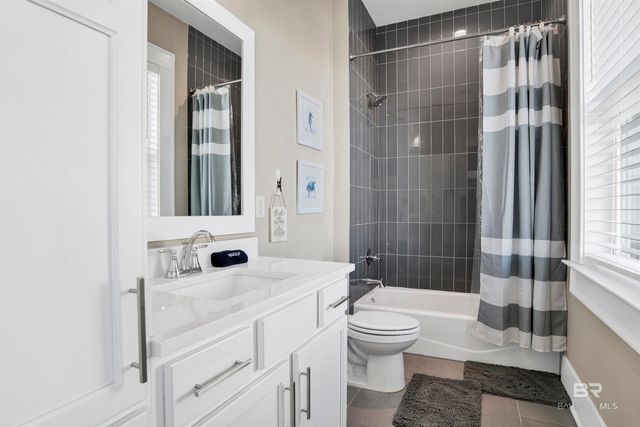 951 W Lagoon Avenue VV, Gulf Shores, AL 36542