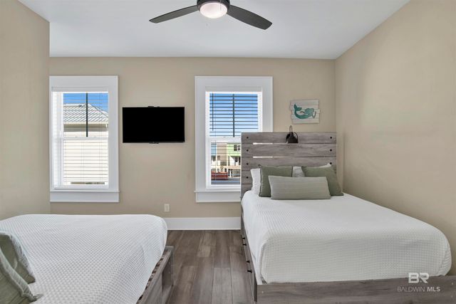 951 W Lagoon Avenue VV, Gulf Shores, AL 36542