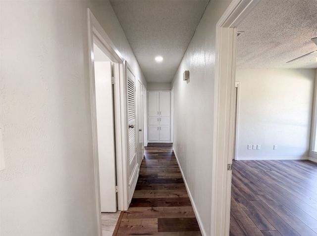 2136 Mountainview Drive, Hurst, TX 76054