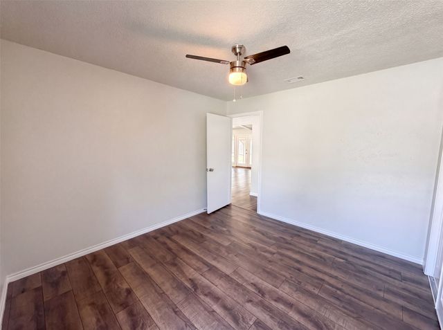 2136 Mountainview Drive, Hurst, TX 76054