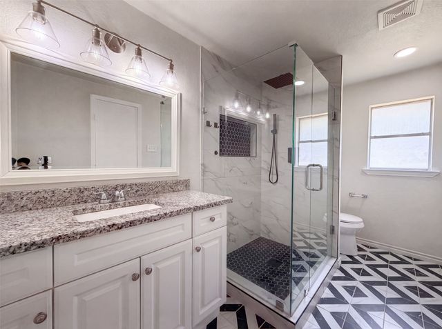 2136 Mountainview Drive, Hurst, TX 76054
