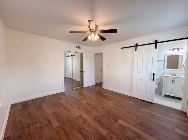 2136 Mountainview Drive, Hurst, TX 76054