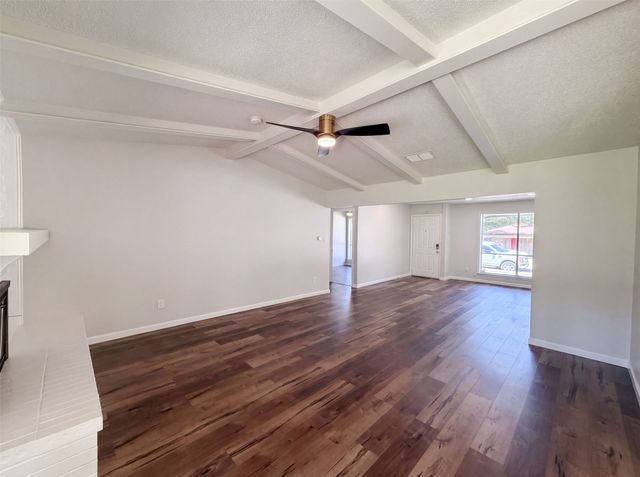 2136 Mountainview Drive, Hurst, TX 76054