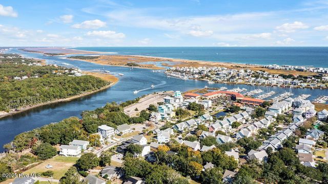1508 Drill Shell Lane, Carolina Beach, NC 28428