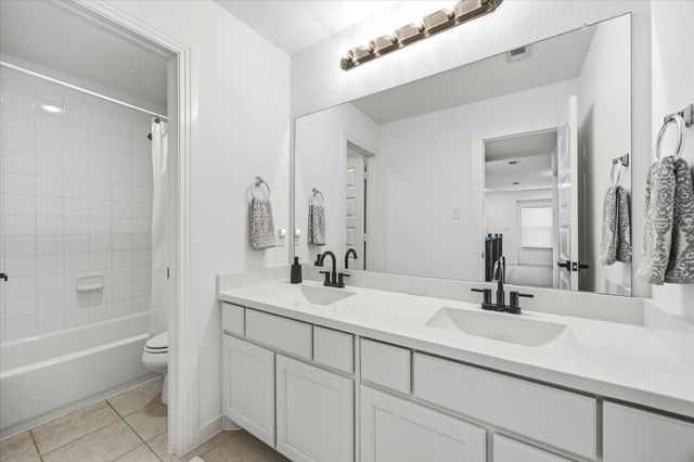 2146 Mossbrook Drive, Royse City, TX 75189