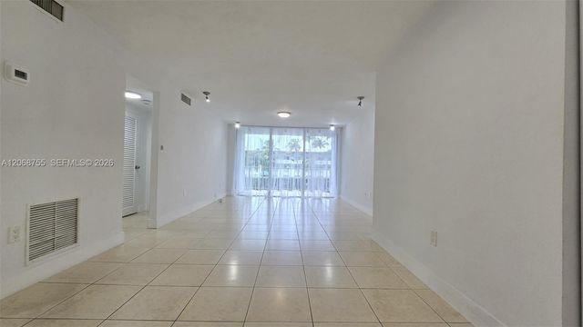 1865 79th St Causeway 2J, North Bay Village, FL 33141