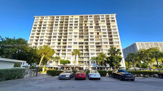 1865 79th St Causeway 2J, North Bay Village, FL 33141