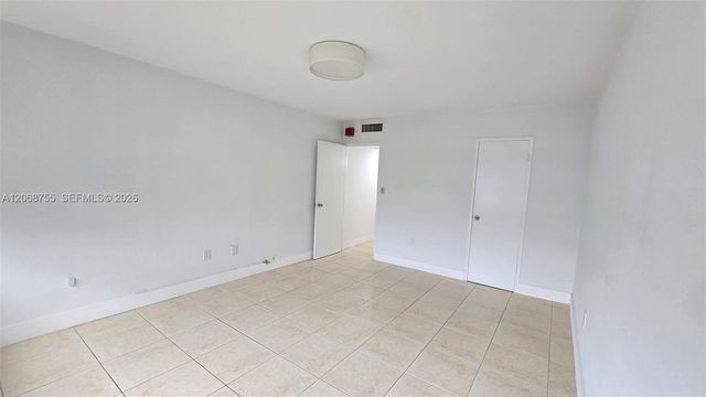 1865 79th St Causeway 2J, North Bay Village, FL 33141