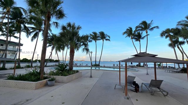 1865 79th St Causeway 2J, North Bay Village, FL 33141