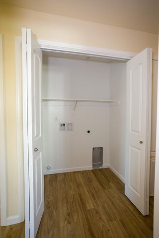 128 E Vandalia Avenue, Porterville, CA 93257