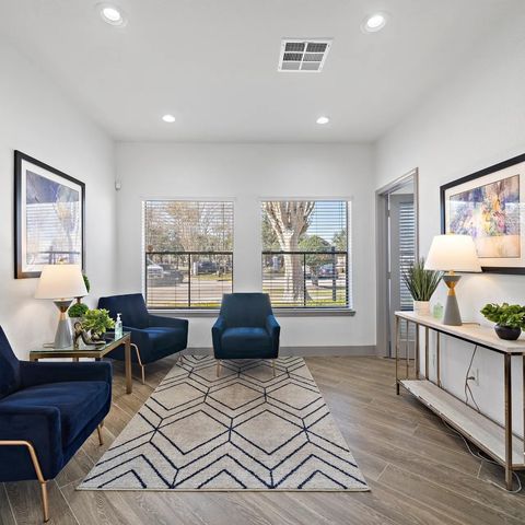 7250 W Greens Road 1703, Houston, TX 77064