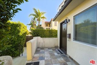 809 N La Jolla Avenue, Los Angeles, CA 90046