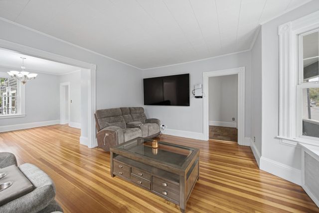 354 Essex, Swampscott, MA 01907