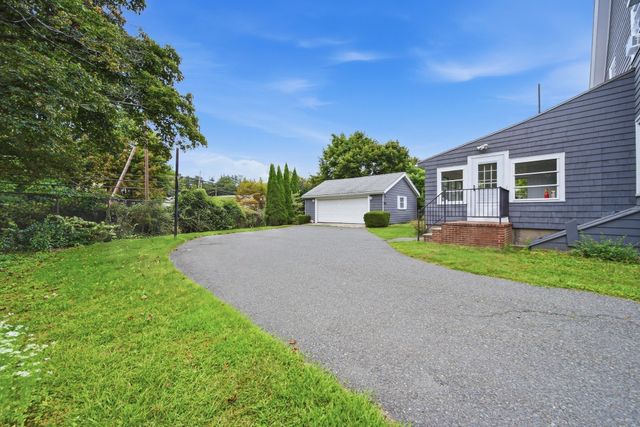 354 Essex, Swampscott, MA 01907