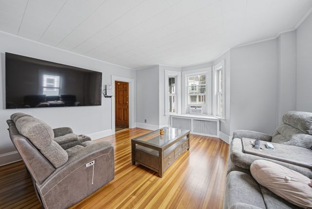 354 Essex, Swampscott, MA 01907