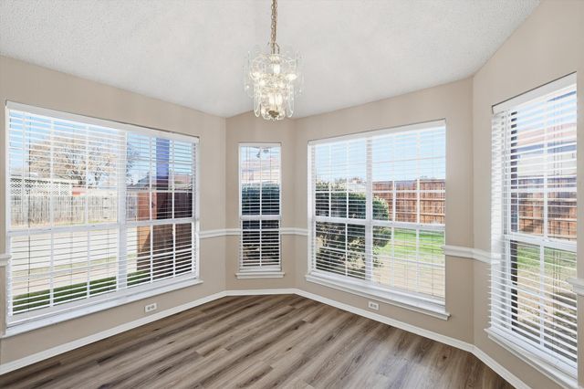 8701 Mystic Trail, Fort Worth, TX 76118