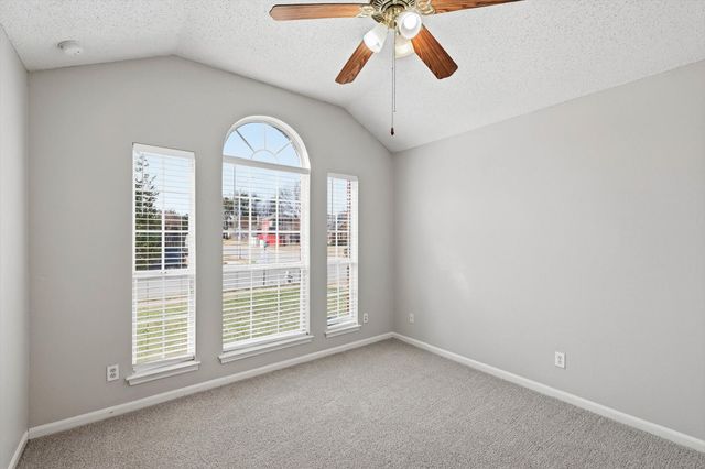 8701 Mystic Trail, Fort Worth, TX 76118