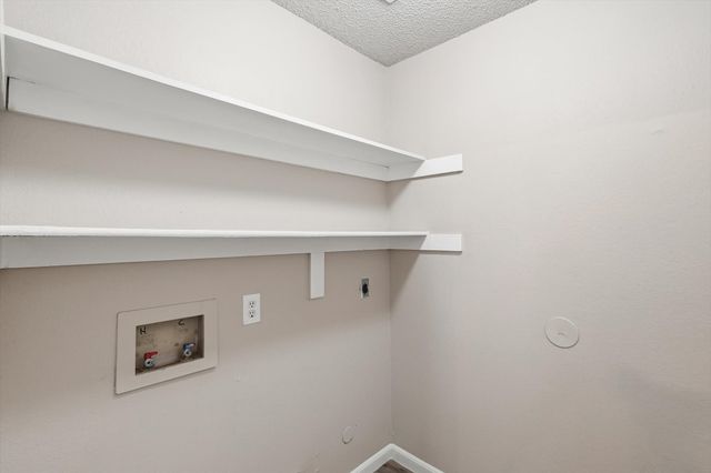 8701 Mystic Trail, Fort Worth, TX 76118