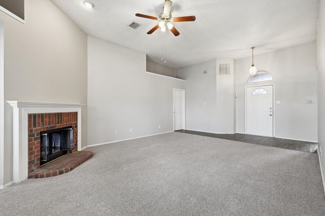 8701 Mystic Trail, Fort Worth, TX 76118