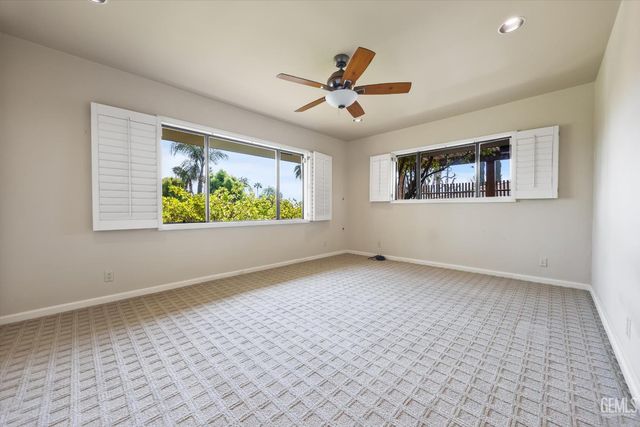 1812 Country Club Drive, Bakersfield, CA 93306